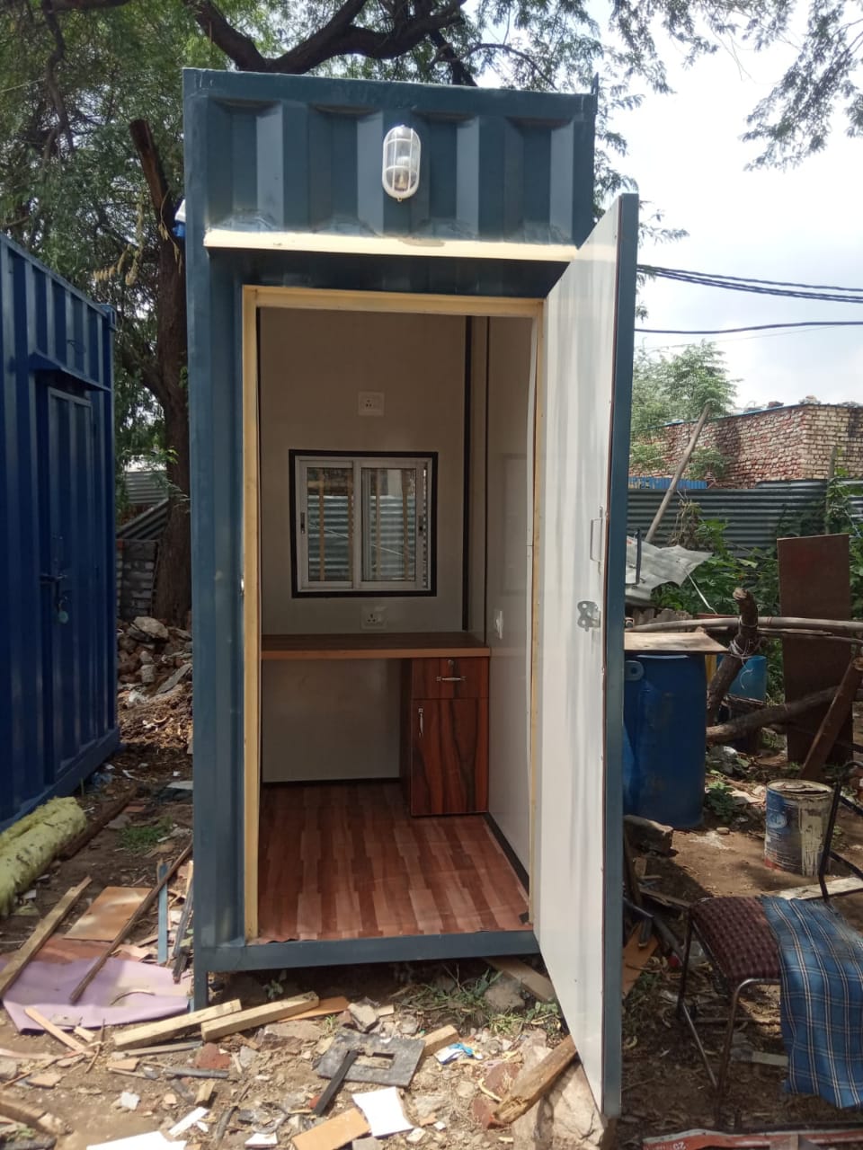 Portable Security Guard Cabin view 7